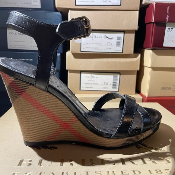 Brand New Never Worn Burberry Rastrickson Wedge Sandle - Picture 1 of 8